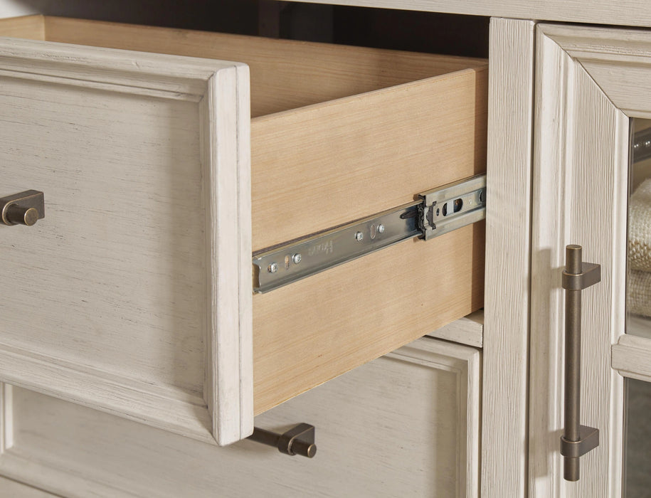 Shaybrock Bedroom Set