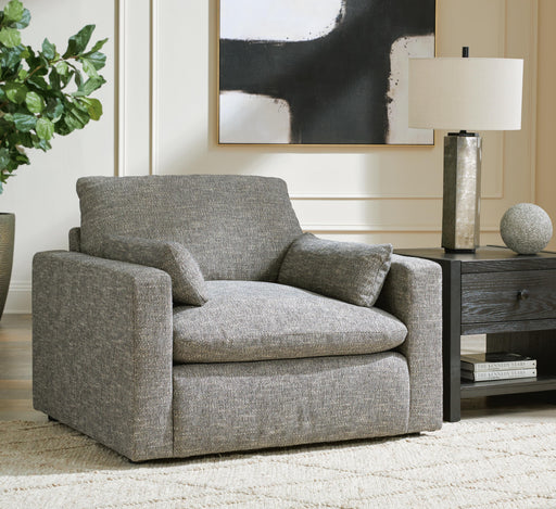 Dramatic Oversized Chair - Furniture Gallery
