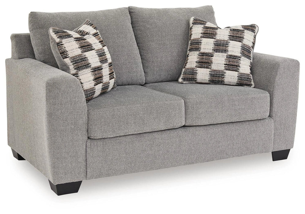 Loreo Loveseat