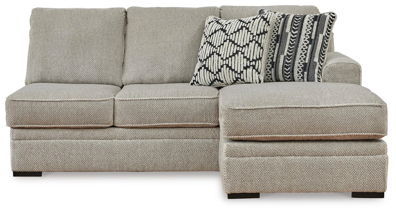 Calnita Sectional with Chaise