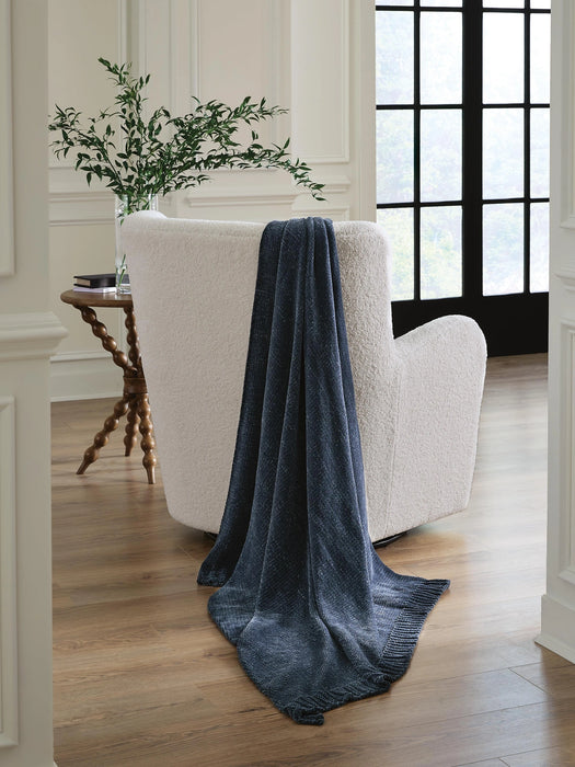 Anawood Throw