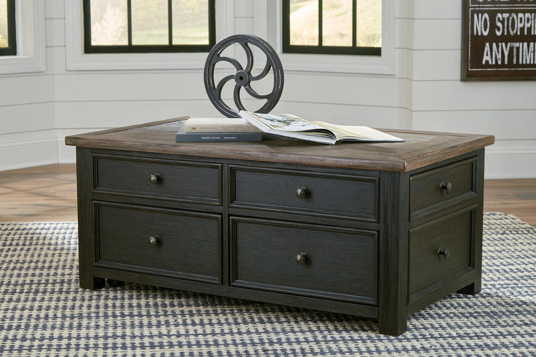 Tyler Creek Table Set