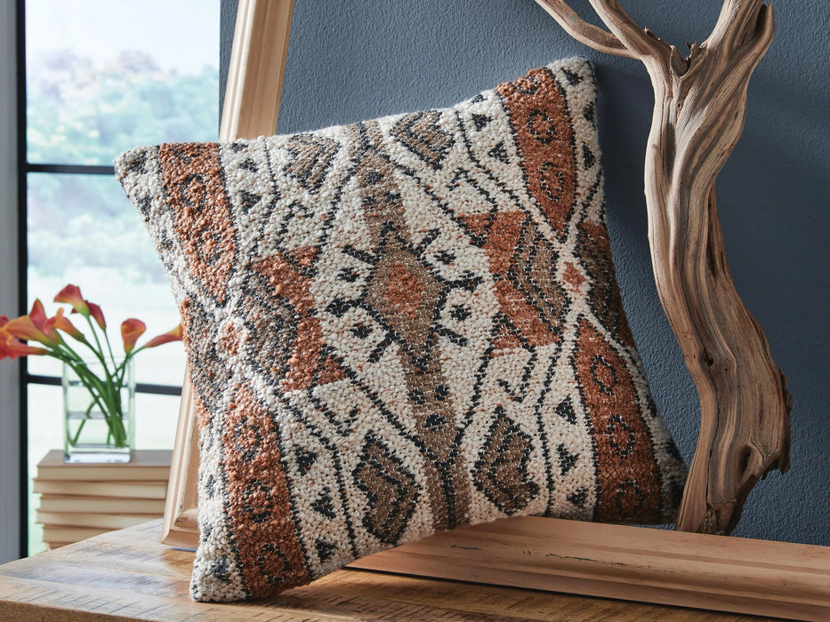Kierenworth Pillow (Set of 4)