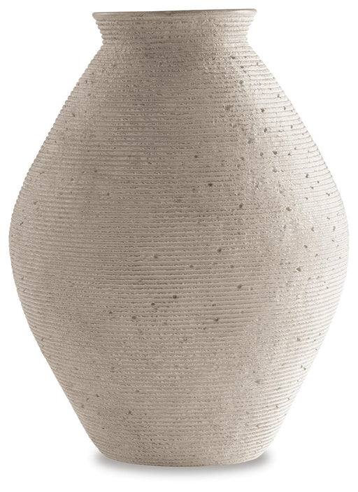 Hannela Vase - Furniture Gallery