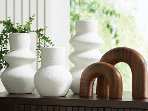 Carterworth Accessory Set (Set of 5) - Furniture Gallery