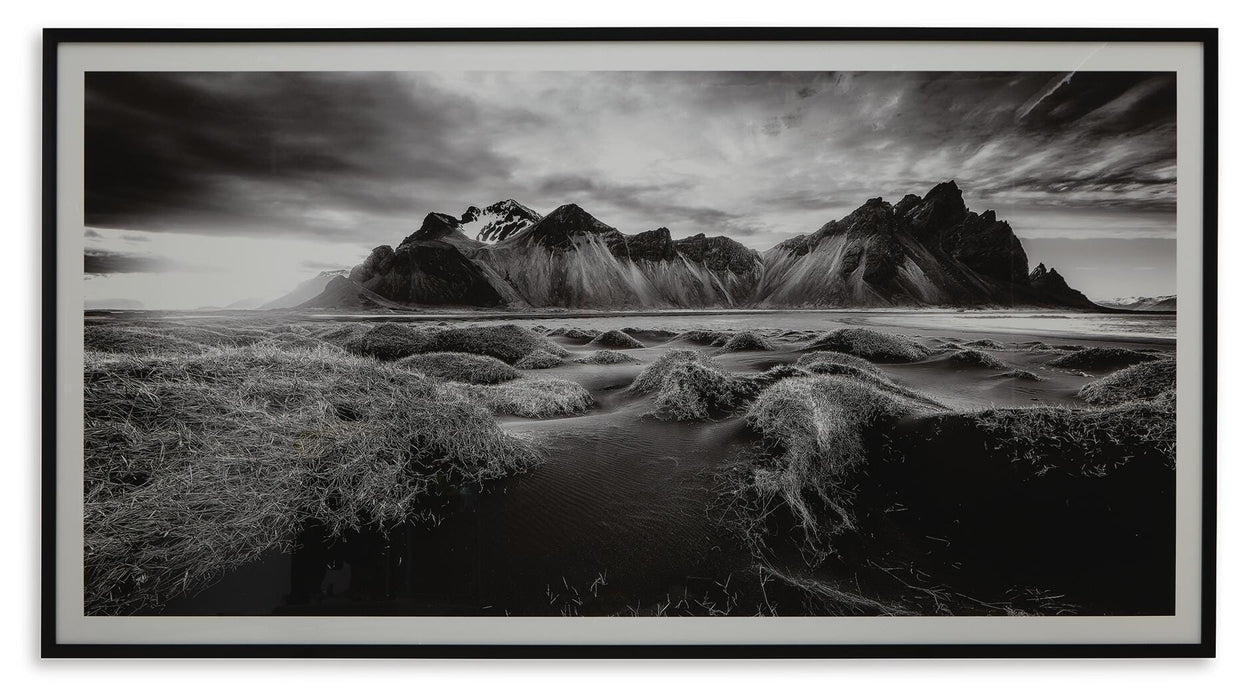 Delstone Wall Art - Furniture Gallery