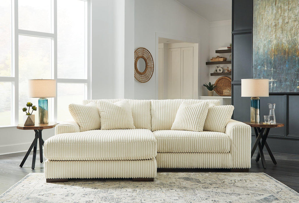 Lindyn Sectional with Chaise - Furniture Gallery
