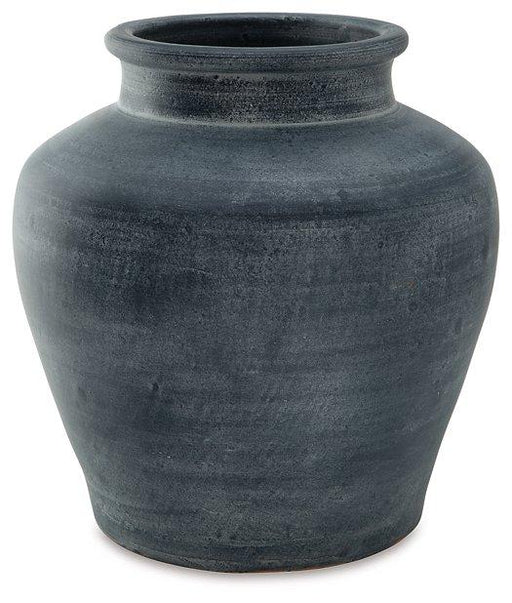 Meadie Vase - Furniture Gallery