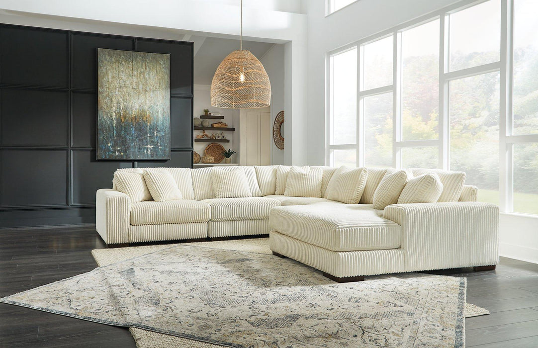 Lindyn Sectional with Chaise - Furniture Gallery