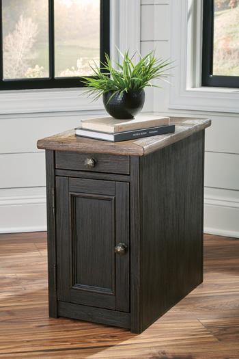 Tyler Creek End Table Set - Furniture Gallery
