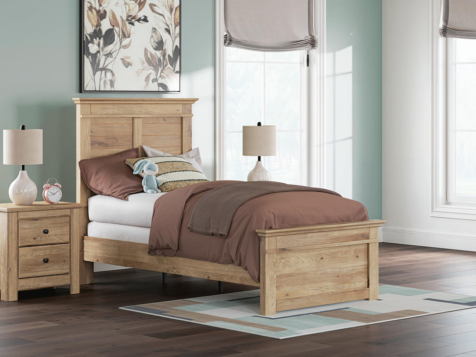 Makidern Bed - Furniture Gallery