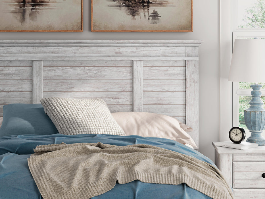 Makidern Bed - Furniture Gallery