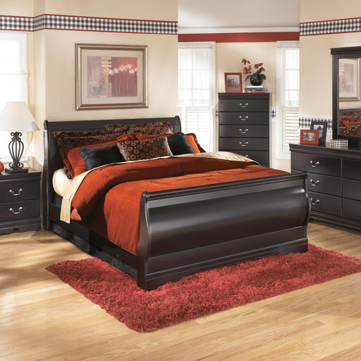 Huey Vineyard Bed - Furniture Gallery