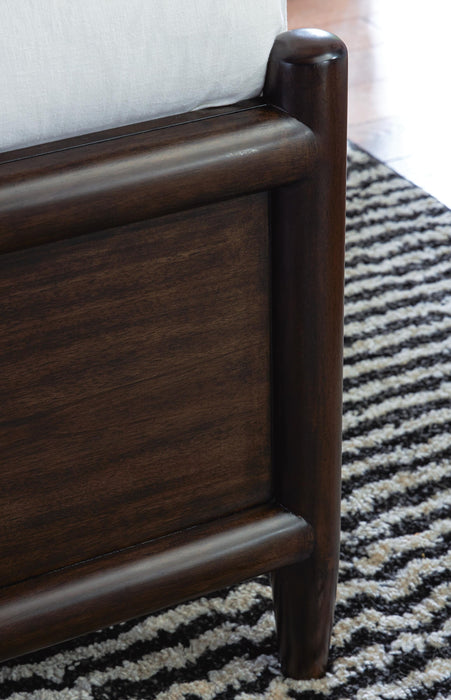 Dantenton Bed - Furniture Gallery