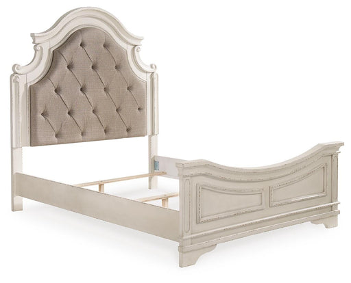 Realyn Upholstered Bed - Furniture Gallery