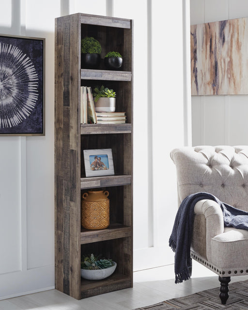 Derekson Pier - Furniture Gallery