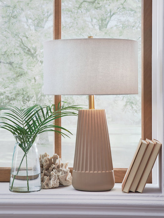 Dellner Table Lamp - Furniture Gallery