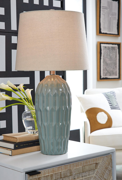 Hadbury Table Lamp (Set of 2) - Furniture Gallery