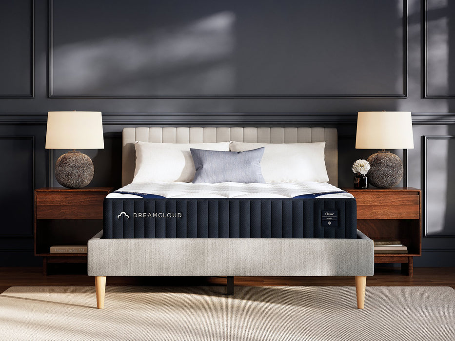 DreamCloud Hybrid Classic 4.0 Mattress - Furniture Gallery