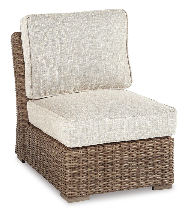 Beachcroft Outdoor Sofa, Lounge Chairs and Fire Pit - Furniture Gallery