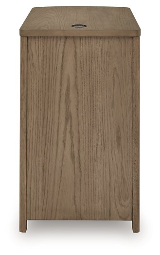 Camdill Chairside End Table - Furniture Gallery