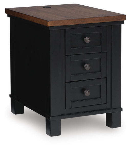 Wildenauer Chairside End Table - Furniture Gallery