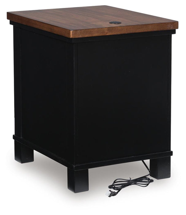 Wildenauer Chairside End Table - Furniture Gallery