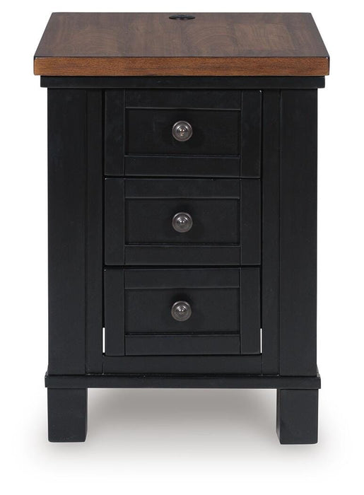Wildenauer Chairside End Table - Furniture Gallery