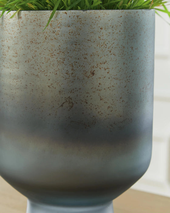 Pennmore Vase