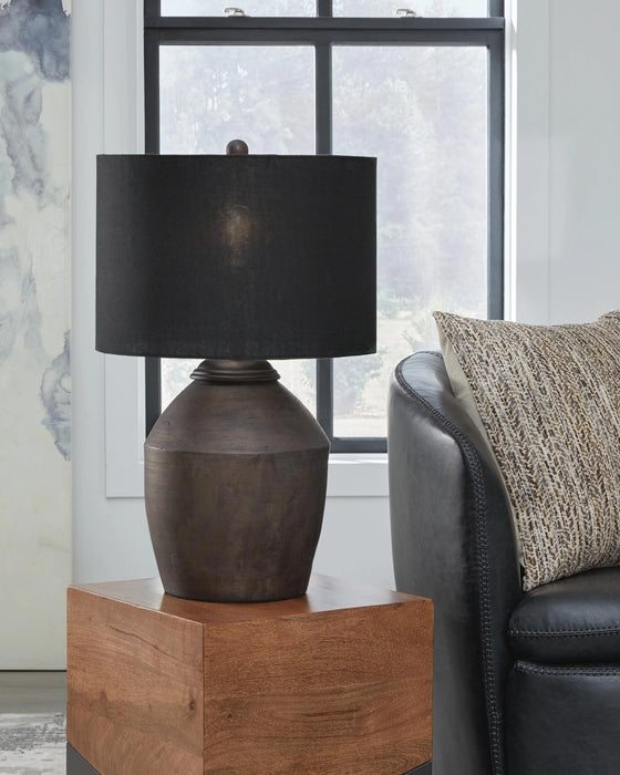 Naareman Lamp Set
