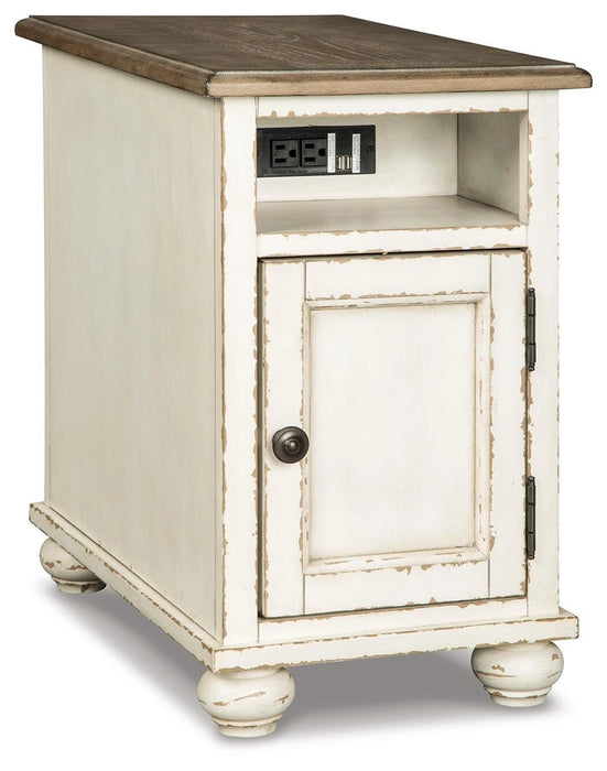 Realyn End Table Set