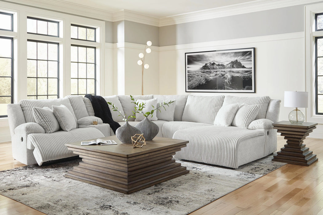 Top Tier Reclining Sectional with Chaise