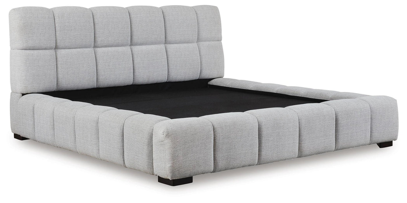 Grendusk Upholstered Bed