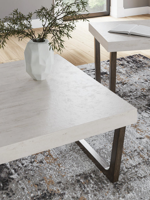 Westenfort Table (Set of 2)