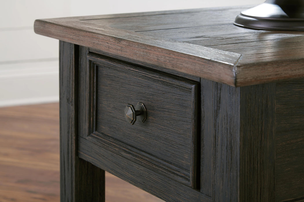 Tyler Creek Occasional Table Set
