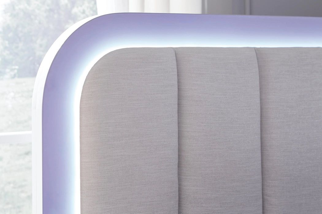 Jarlee Upholstered Bed